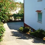 Appartement Mit Balkon- Fuer Fuenf Personen By Interhome